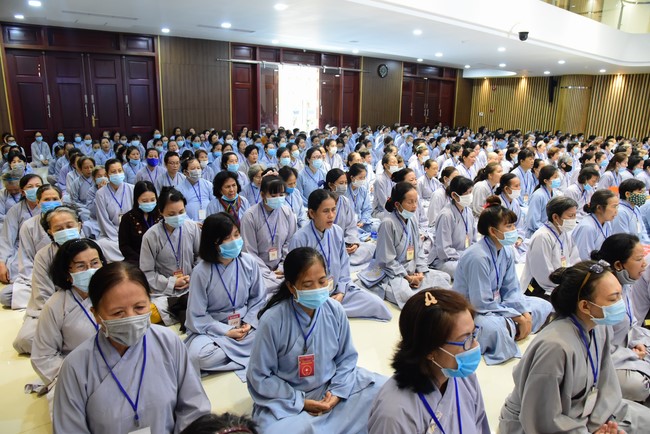 Dharma Talk “Peaceful place to stop ” – The 96th Seven-Day Retreat